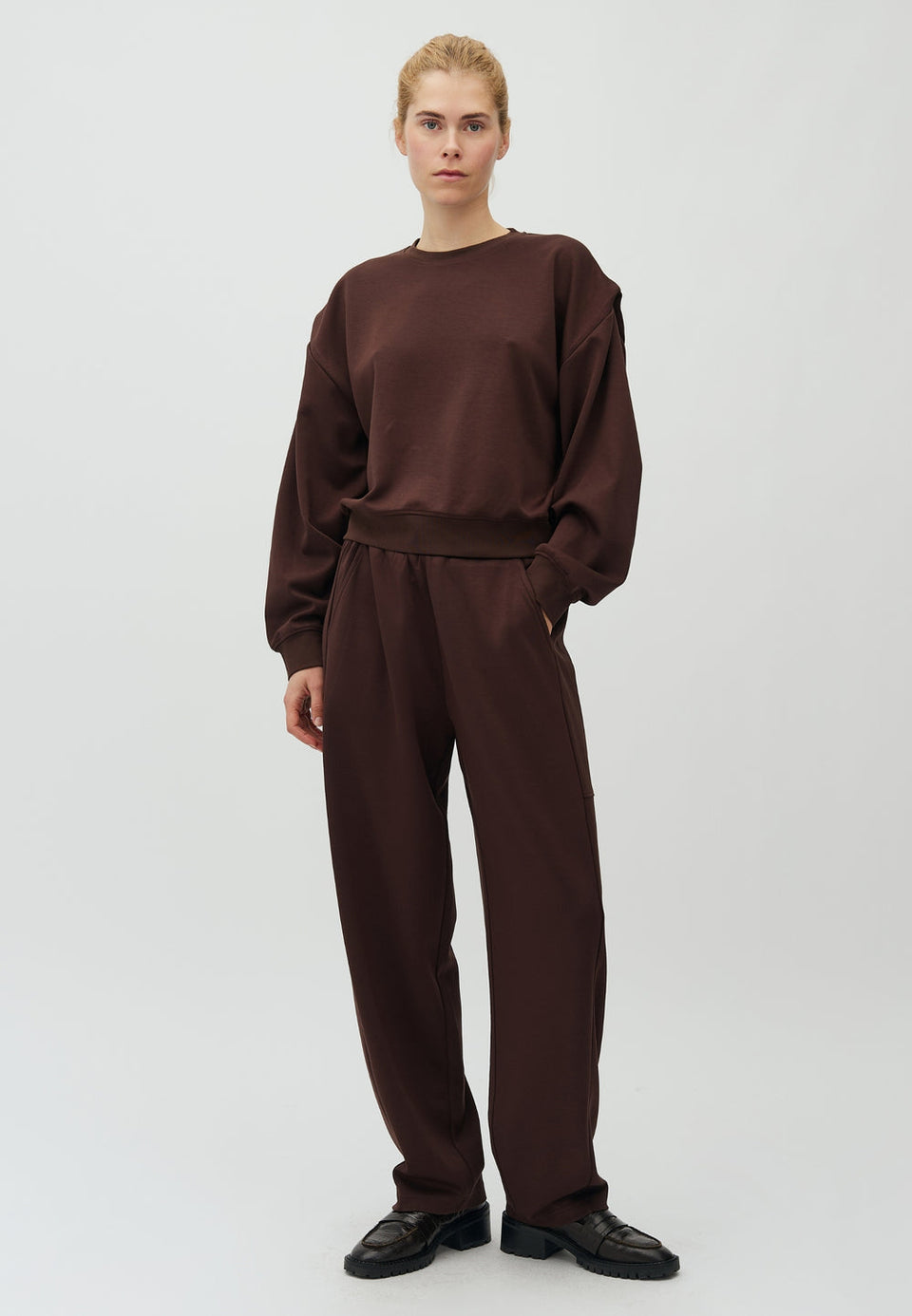 Sudadera Aquilina chocolate