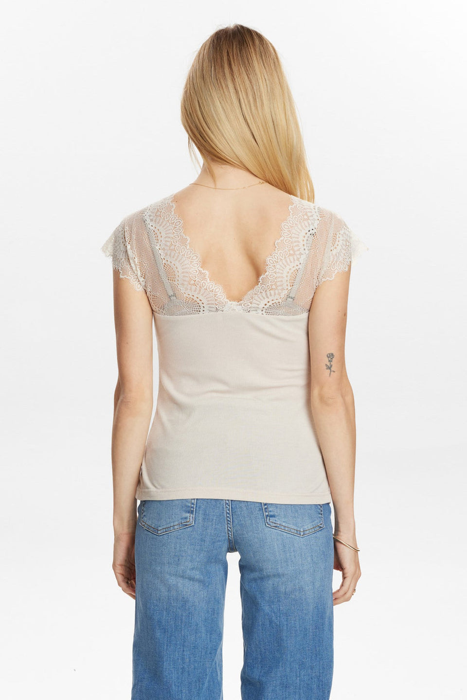 Top Nusirri beige