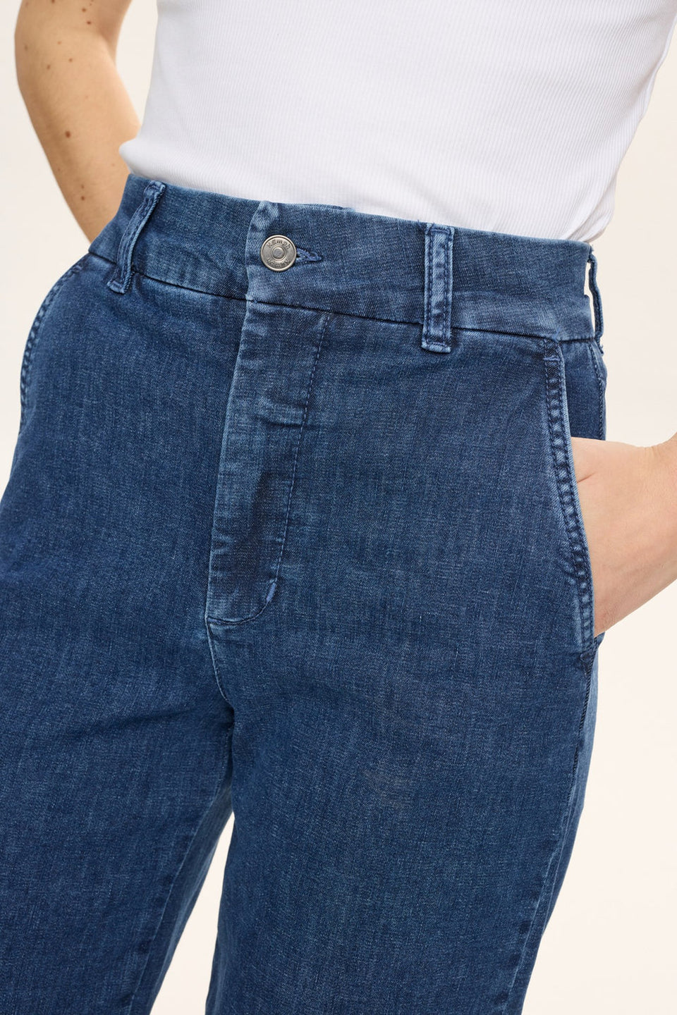 Nuamber jeans