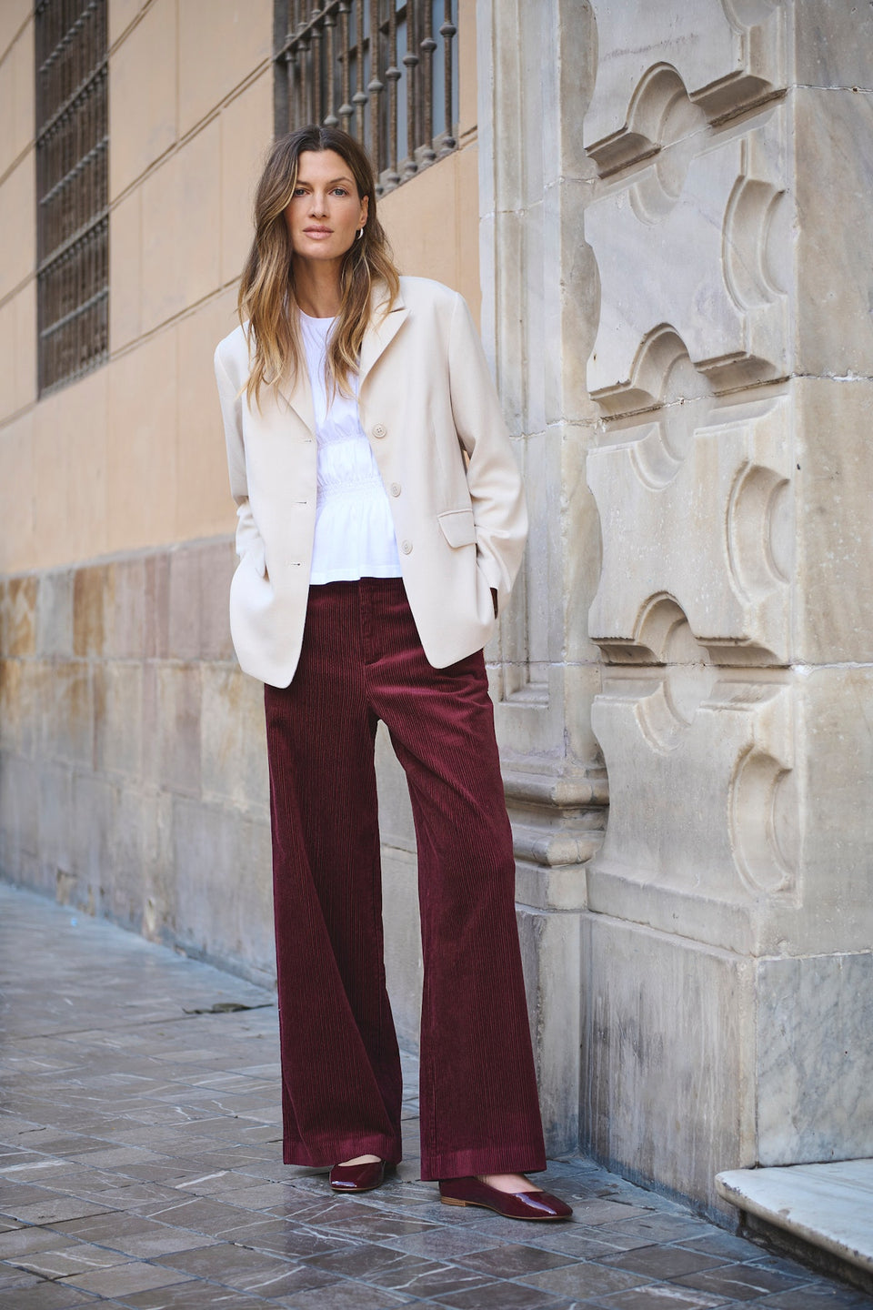 Pantalón Clarissi burdeos