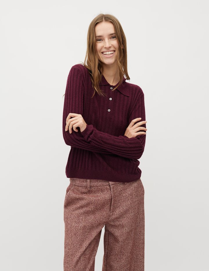 Jersey Poli berenjena
