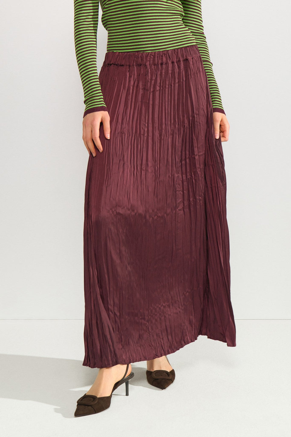 Falda granate Nufea