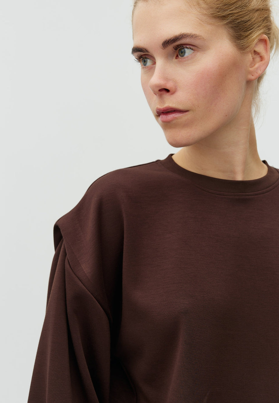 Sudadera Aquilina chocolate