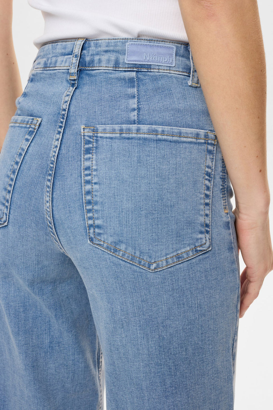 Jeans Nuparis azul claro