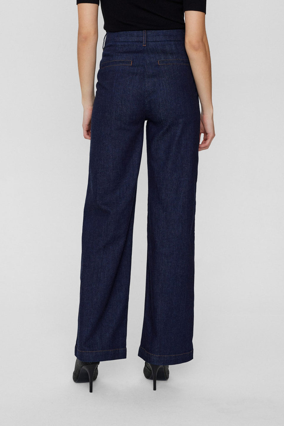 Pantalón Nuamber azul oscuro